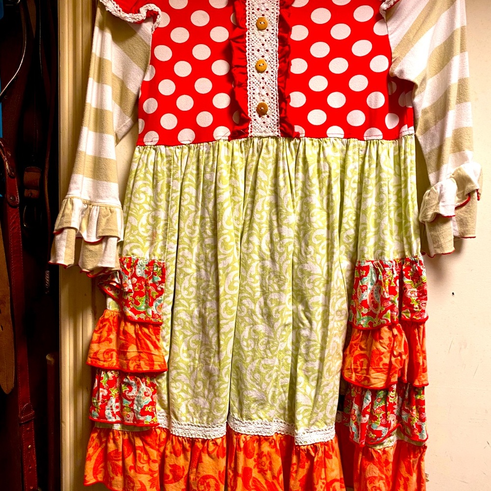 Girls play dress